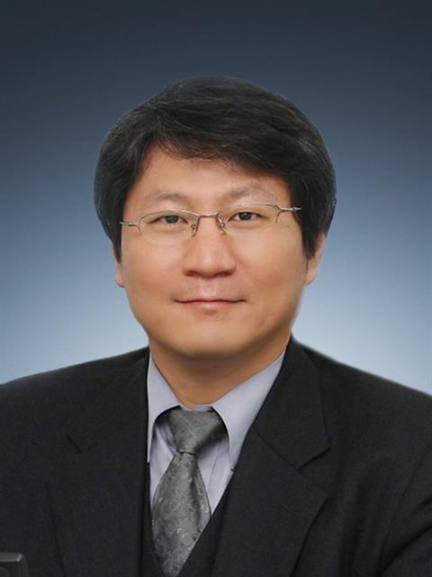김진영 교수